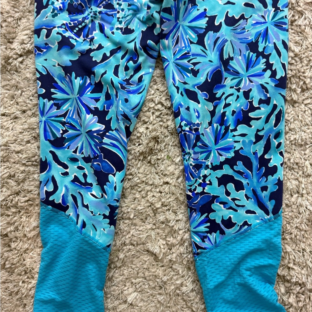 Lilly Pulitzer Luxletic leggings - Picture 3 of 6